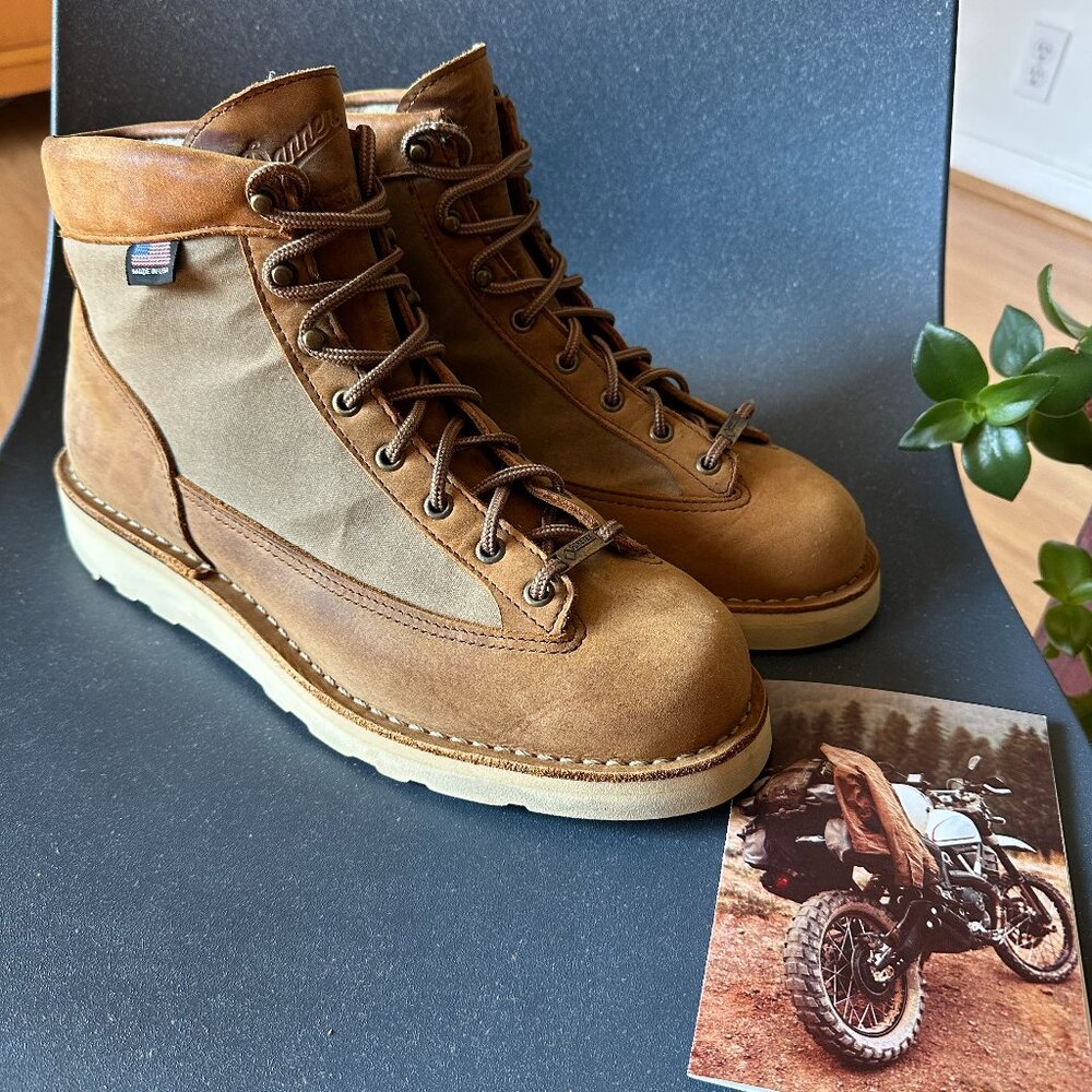 Huckberry x Danner Waxed Canvas Danner Light in Texas Tan Men's 11 EE